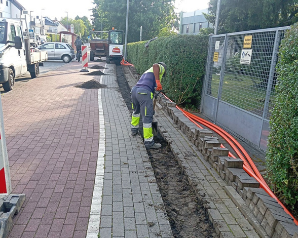 FTTH-Tiefbauarbeiten eines ELI-Teams
